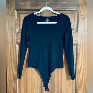 Long sleeve scoop neck bodysuit
